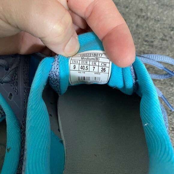 Brooks Running shoes - Picture 9 of 11